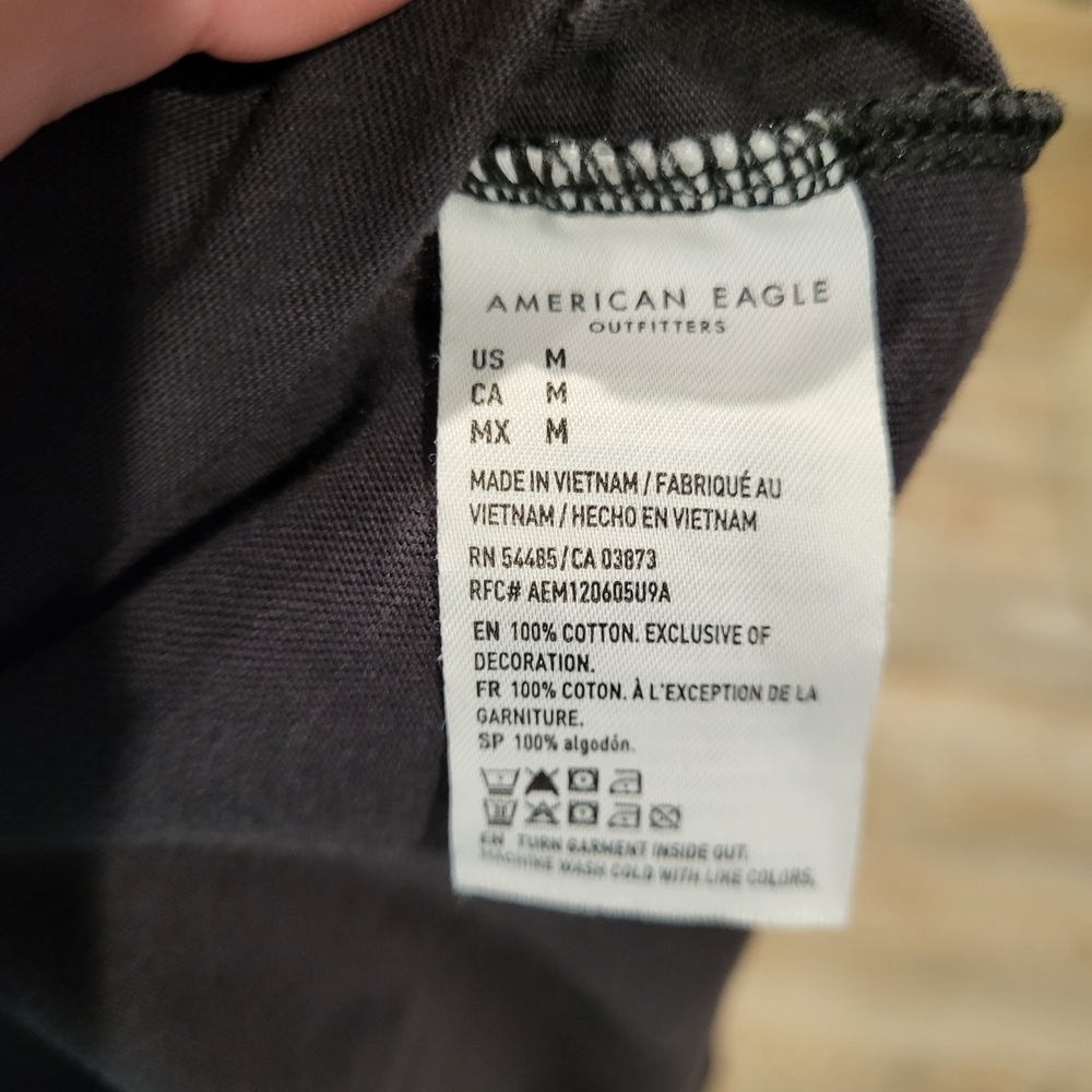 American Eagle Outfitters Live Your Life Graphic Tee Shirt Mens Size Medium - Picture 7 of 7